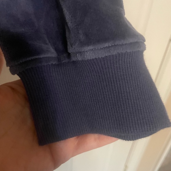 Aerie velour hoodie. Size XL - Picture 9 of 9